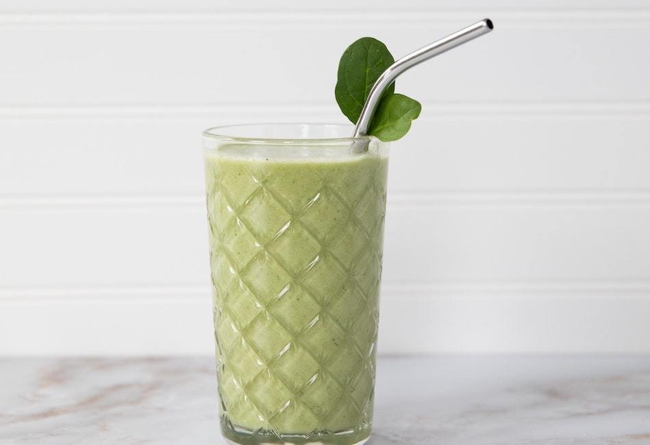 Spinach & blueberry smoothie